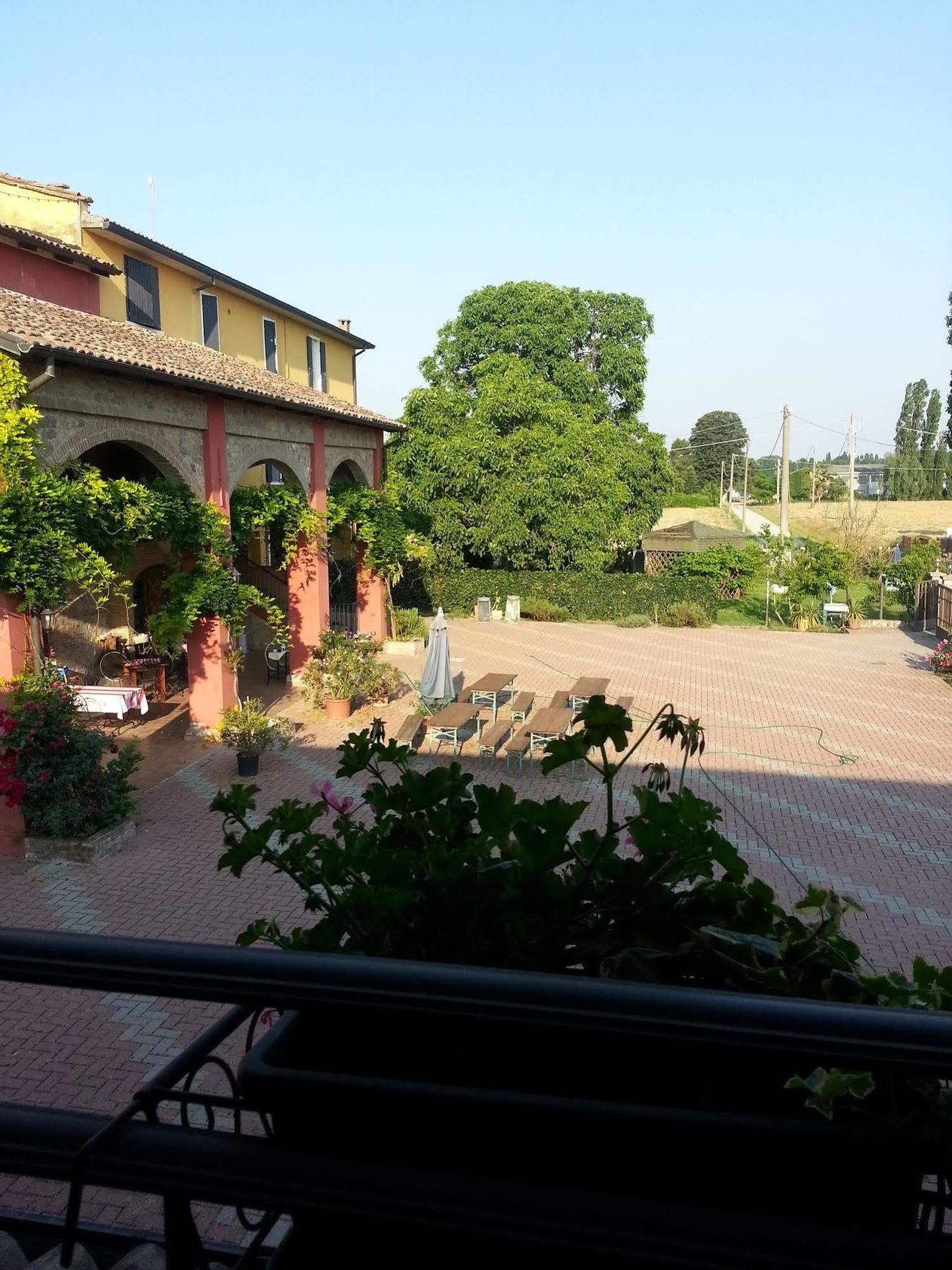 Agriturismo La Fattoria Del Boschetto Fontanellato Zewnętrze zdjęcie